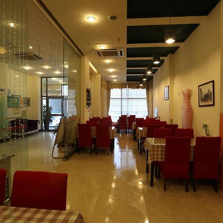 Jinjiang Inn Qingdao Wuxi Square Nanjing Road Metro Station מראה חיצוני תמונה