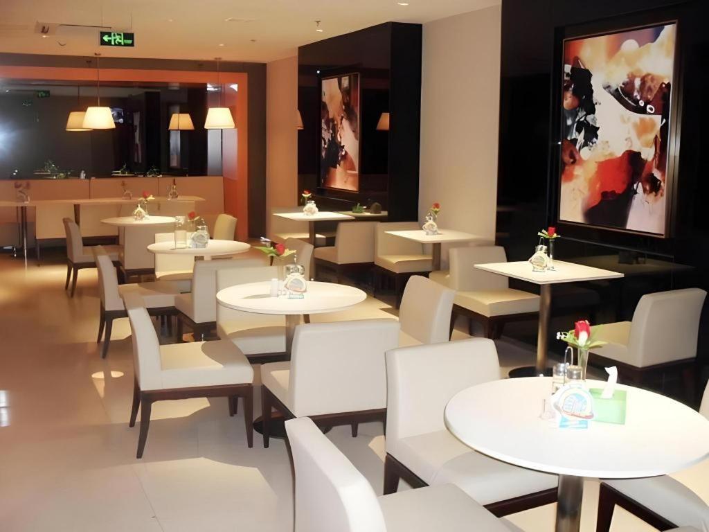 Jinjiang Inn Qingdao Wuxi Square Nanjing Road Metro Station מראה חיצוני תמונה