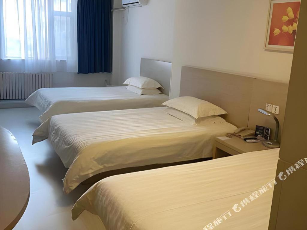 Jinjiang Inn Qingdao Wuxi Square Nanjing Road Metro Station מראה חיצוני תמונה