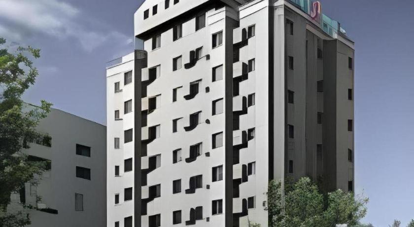 Jinjiang Inn Qingdao Wuxi Square Nanjing Road Metro Station מראה חיצוני תמונה