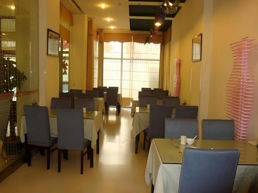 Jinjiang Inn Qingdao Wuxi Square Nanjing Road Metro Station מראה חיצוני תמונה