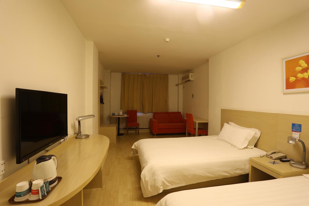 Jinjiang Inn Qingdao Wuxi Square Nanjing Road Metro Station מראה חיצוני תמונה